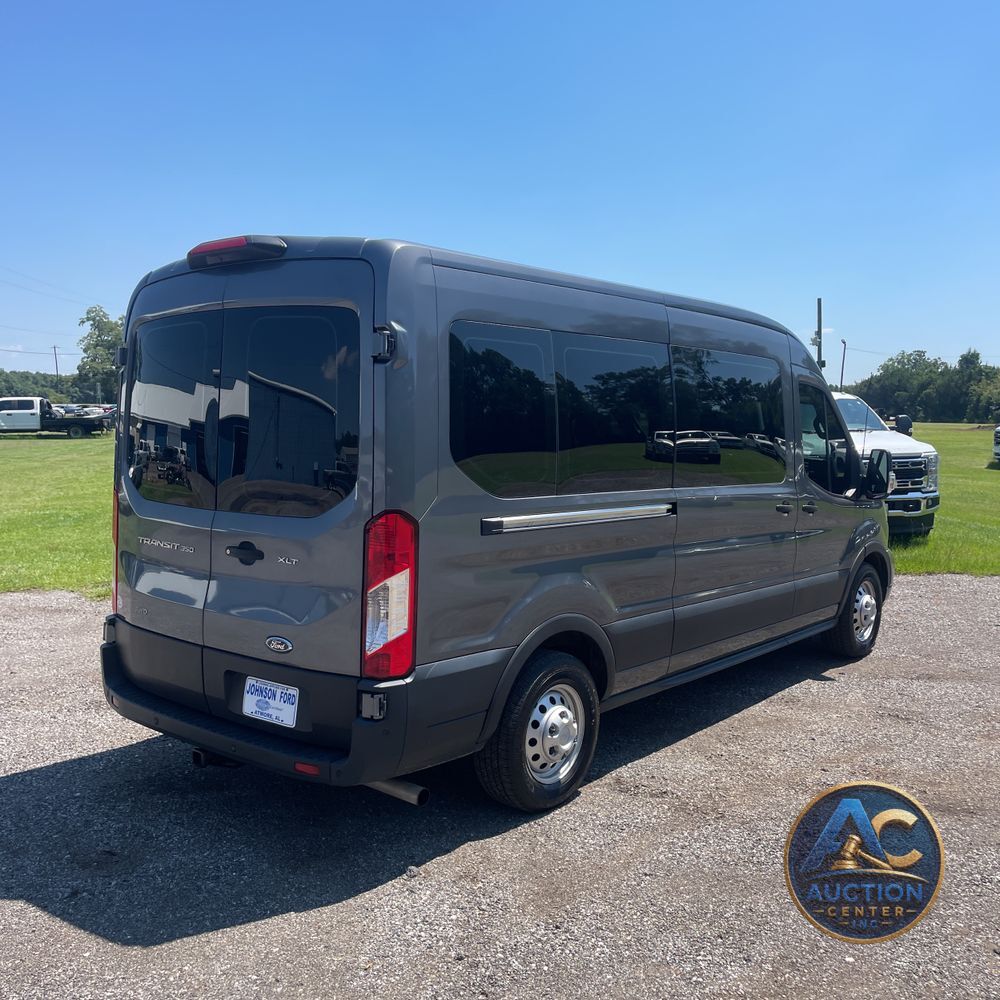 2023 Ford Transit 350 XLT
