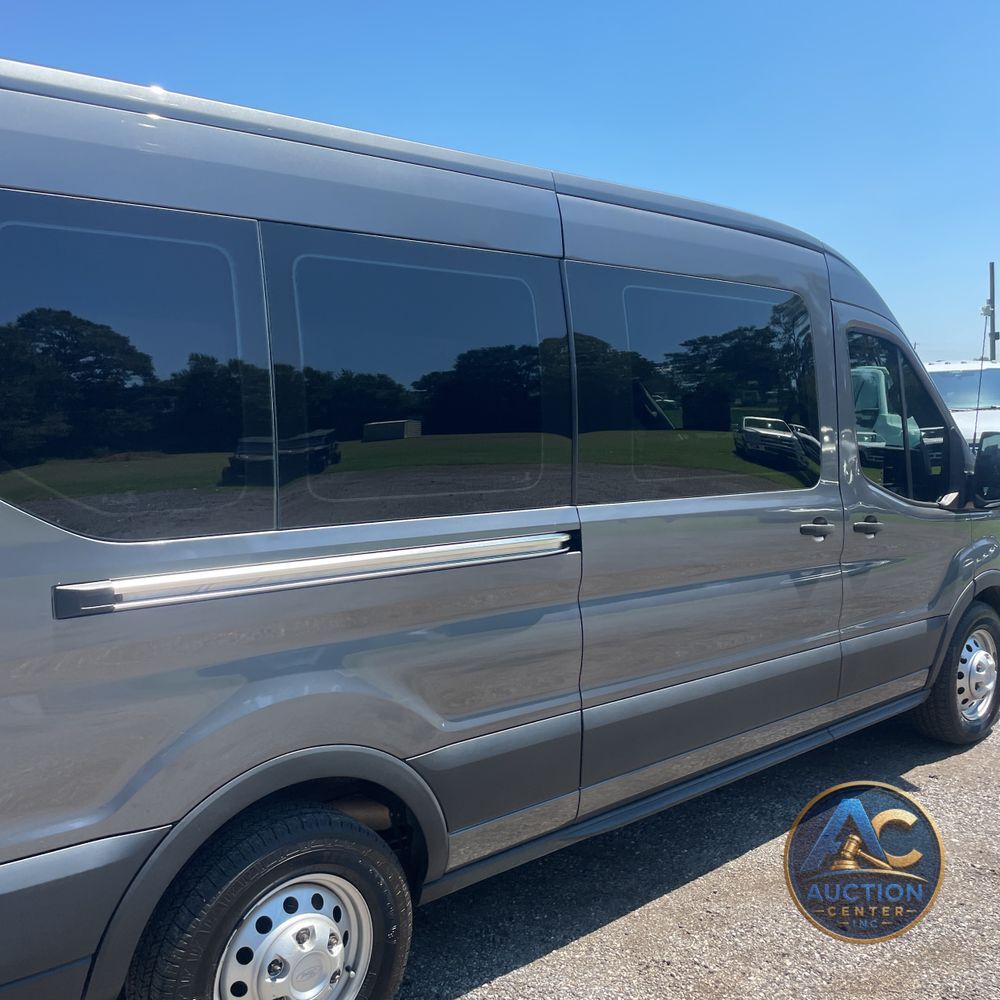 2023 Ford Transit 350 XLT