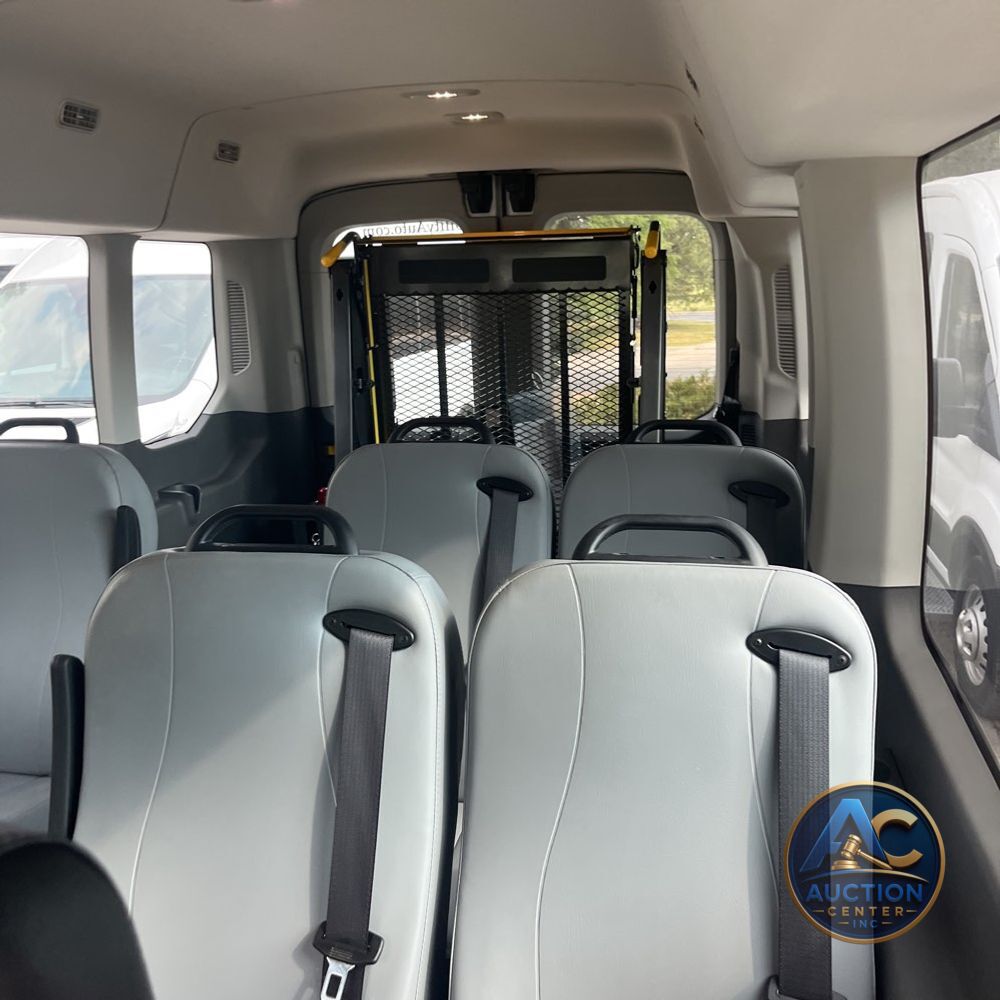 2022 Ford Transit 350 XL