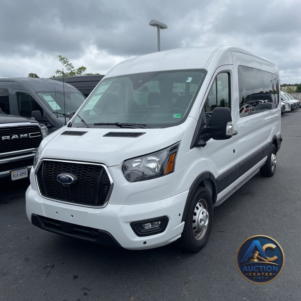2024 Ford Transit 350 XLT