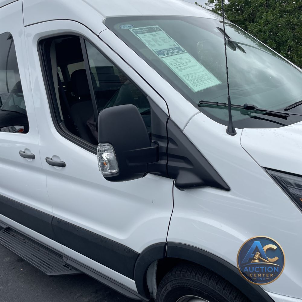 2024 Ford Transit 350 XLT