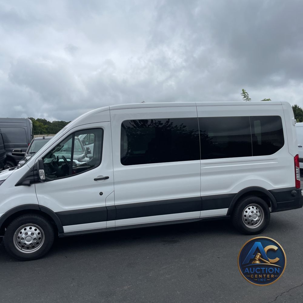 2024 Ford Transit 350 XLT