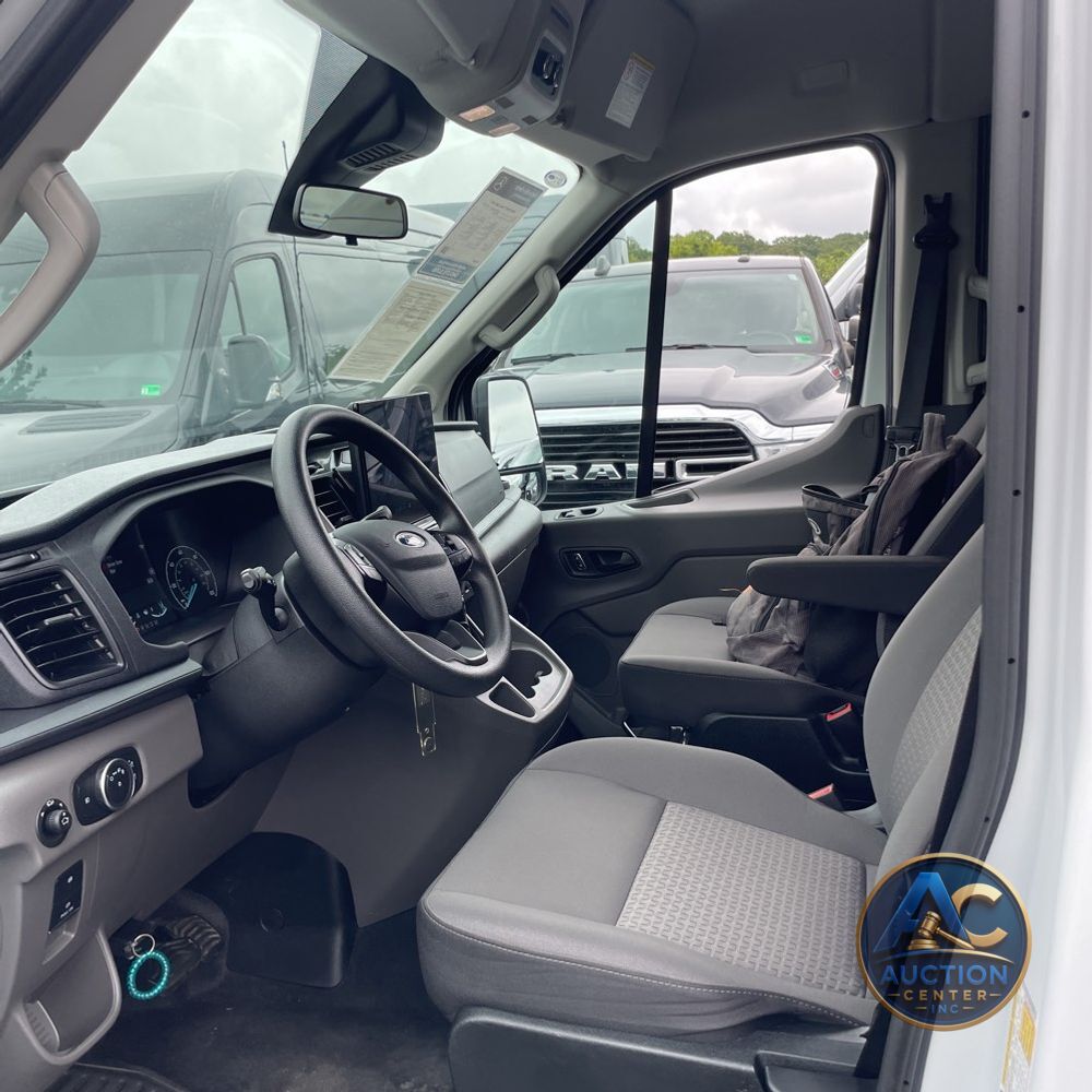 2024 Ford Transit 350 XLT