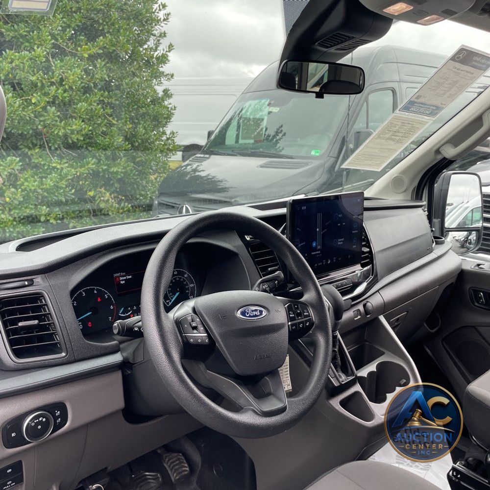 2024 Ford Transit 350 XLT