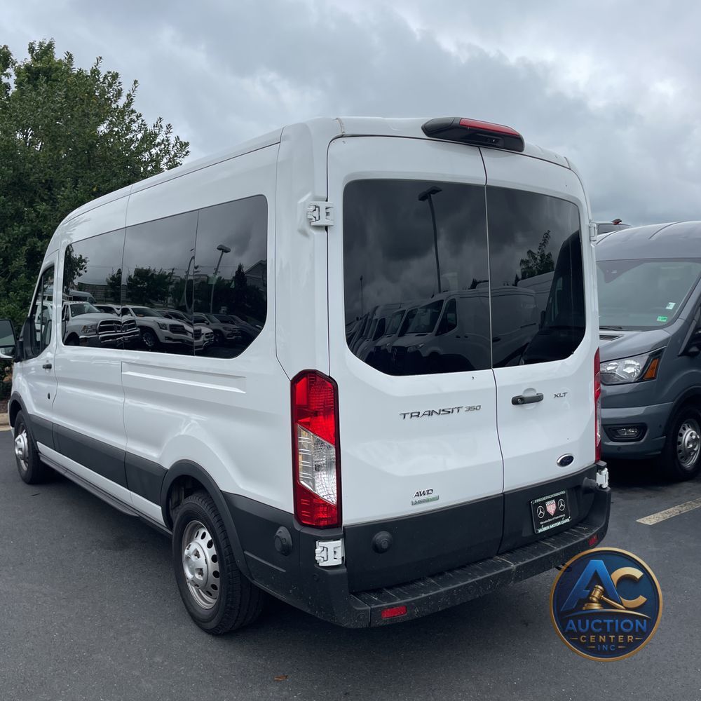 2024 Ford Transit 350 XLT