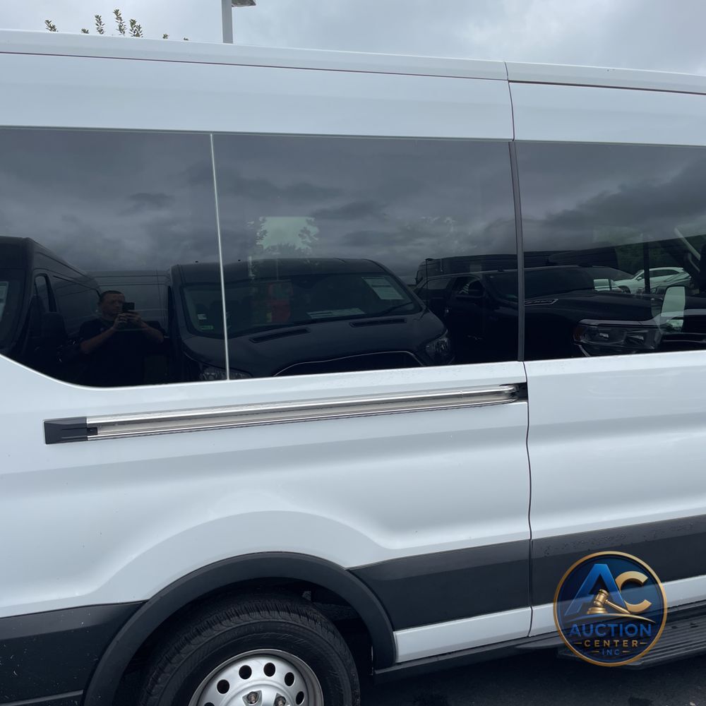 2024 Ford Transit 350 XLT