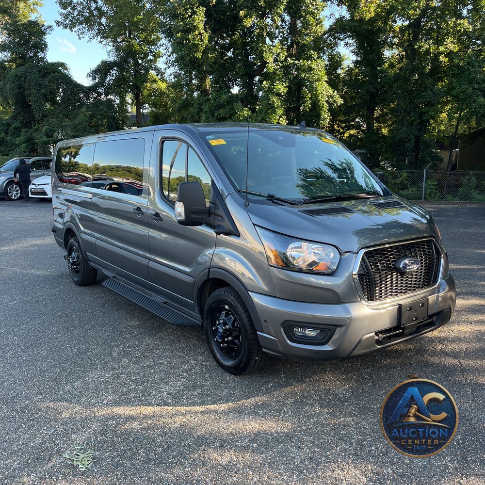 2024 Ford Transit 350 XLT