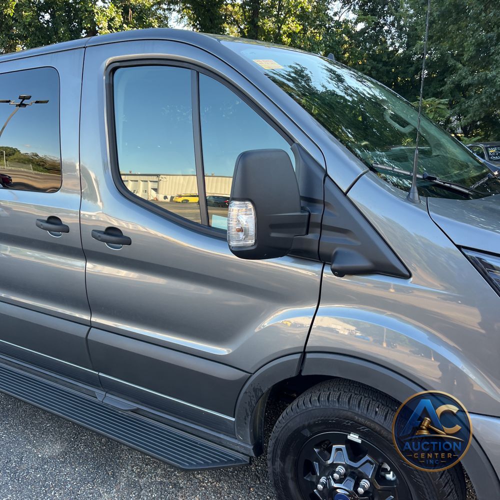 2024 Ford Transit 350 XLT