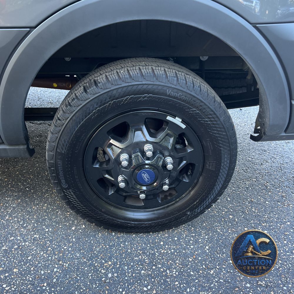 2024 Ford Transit 350 XLT