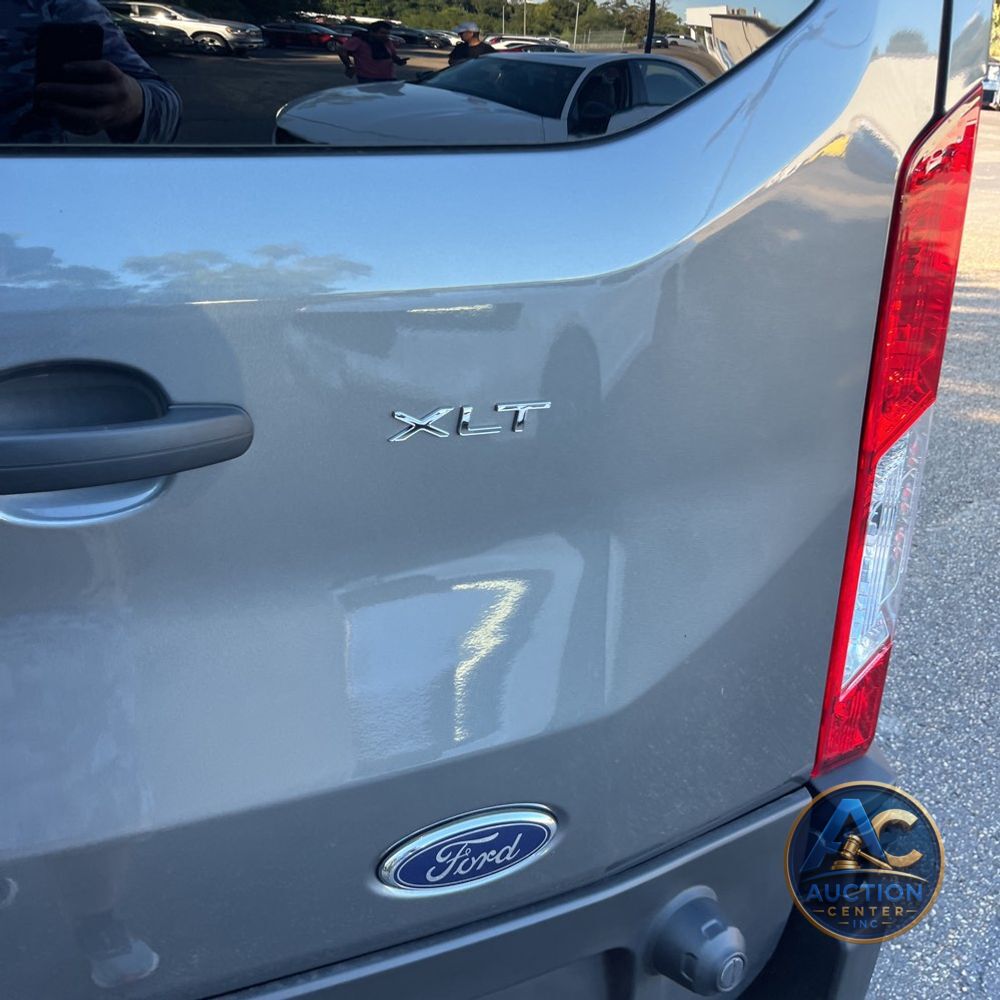 2024 Ford Transit 350 XLT