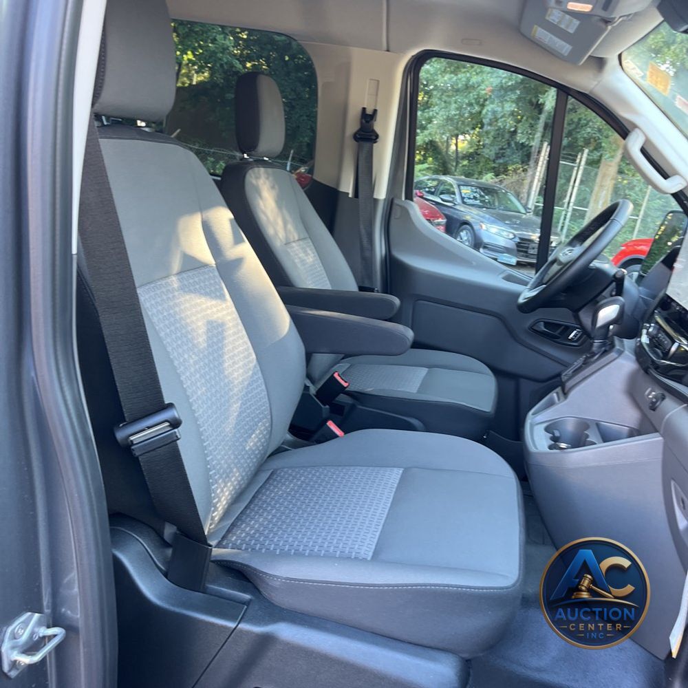 2024 Ford Transit 350 XLT