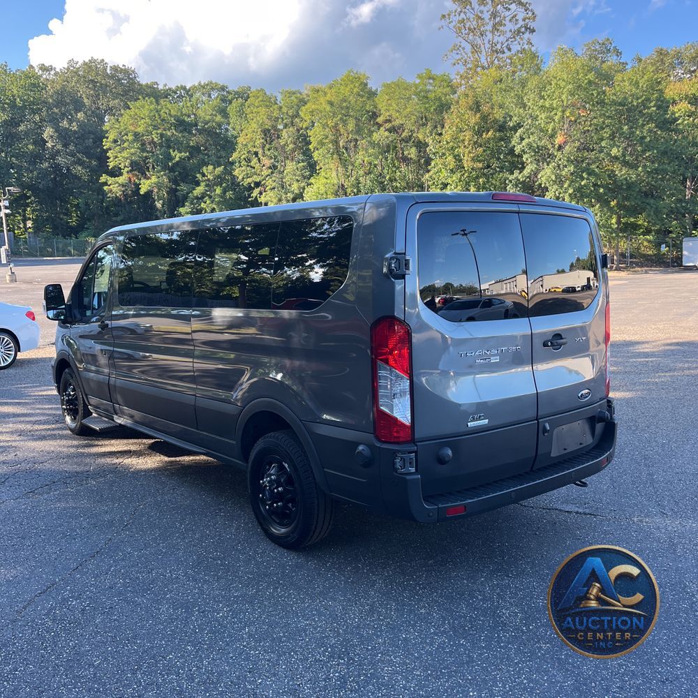 2024 Ford Transit 350 XLT