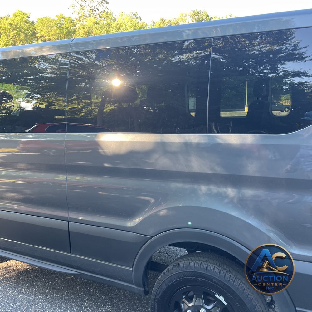 2024 Ford Transit 350 XLT
