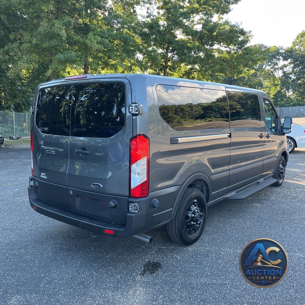 2024 Ford Transit 350 XLT