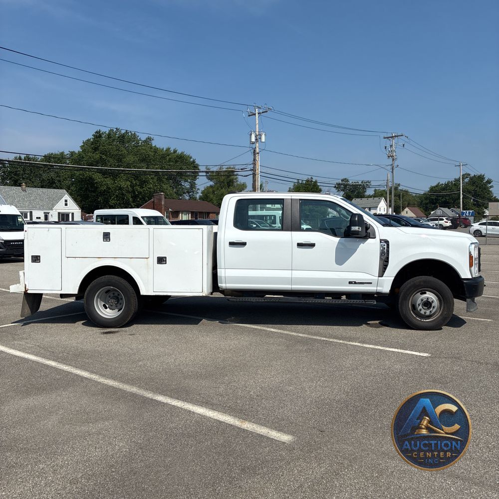 2024 Ford S/D C/C F350 XL