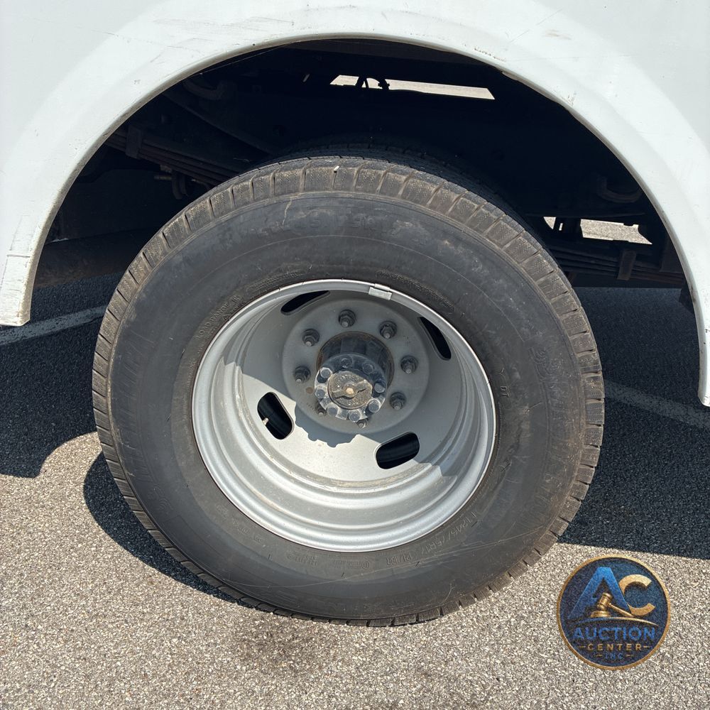 2024 Ford S/D C/C F350 XL