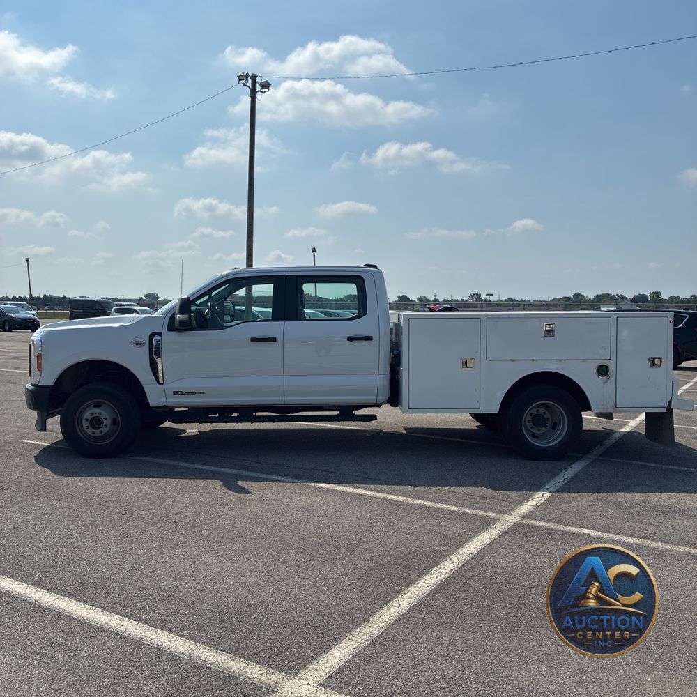 2024 Ford S/D C/C F350 XL