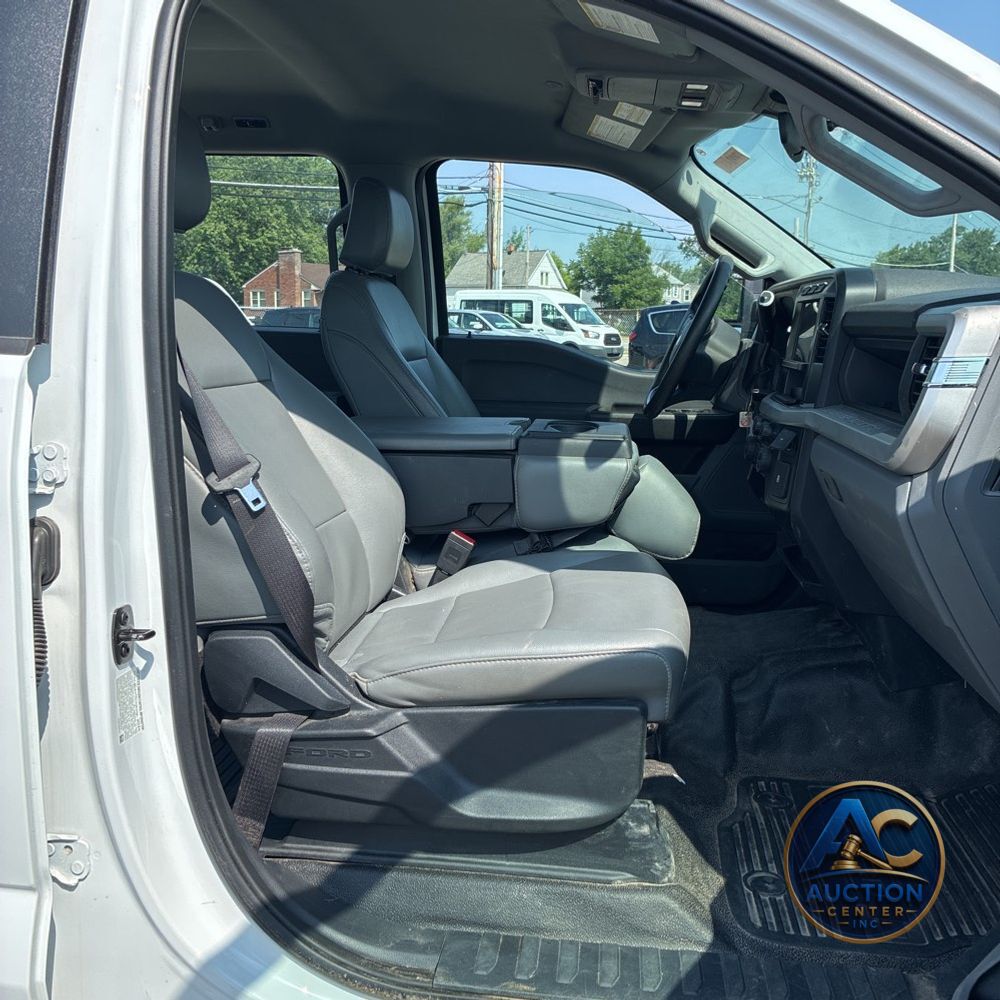 2024 Ford S/D C/C F350 XL