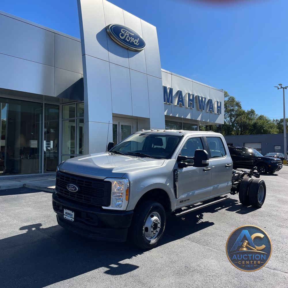 2023 Ford S/D C/C F350 XL