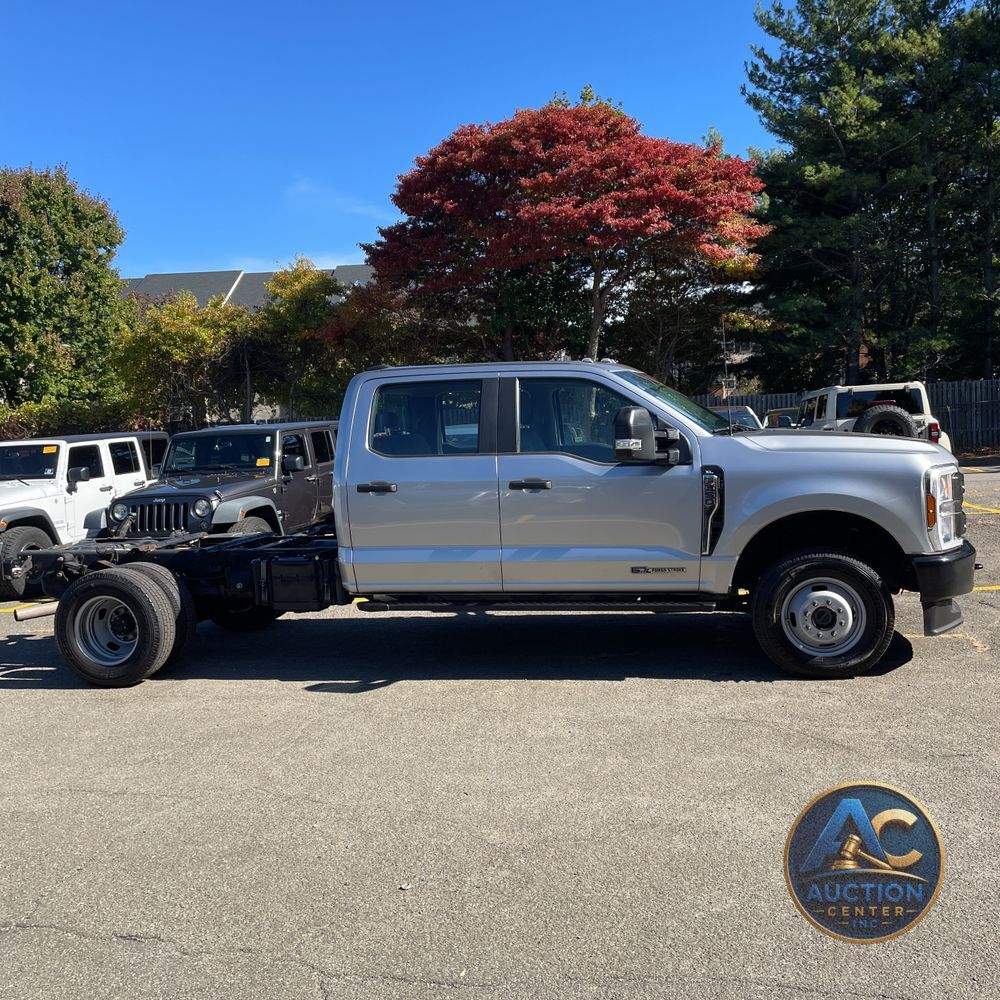 2023 Ford S/D C/C F350 XL