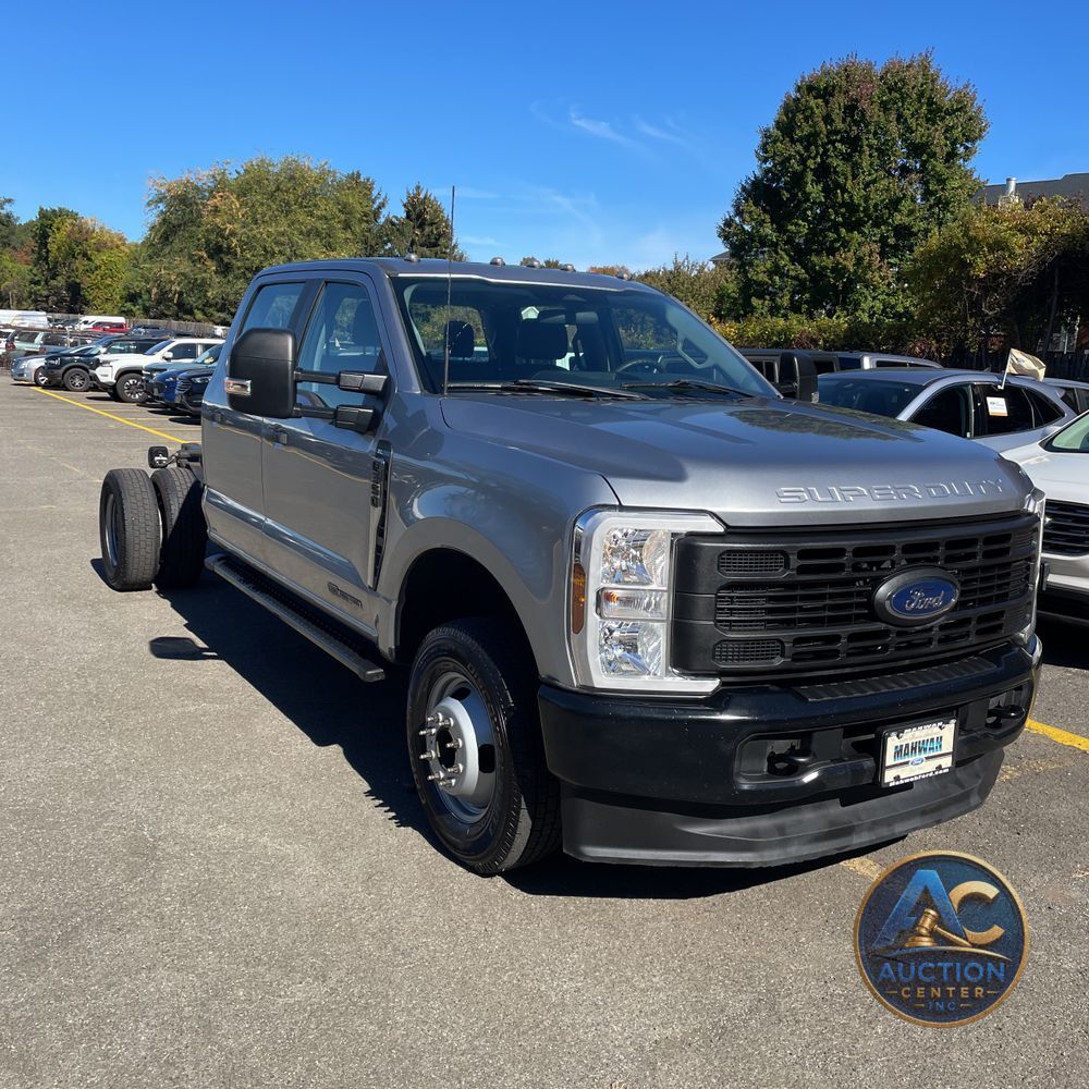 2023 Ford S/D C/C F350 XL