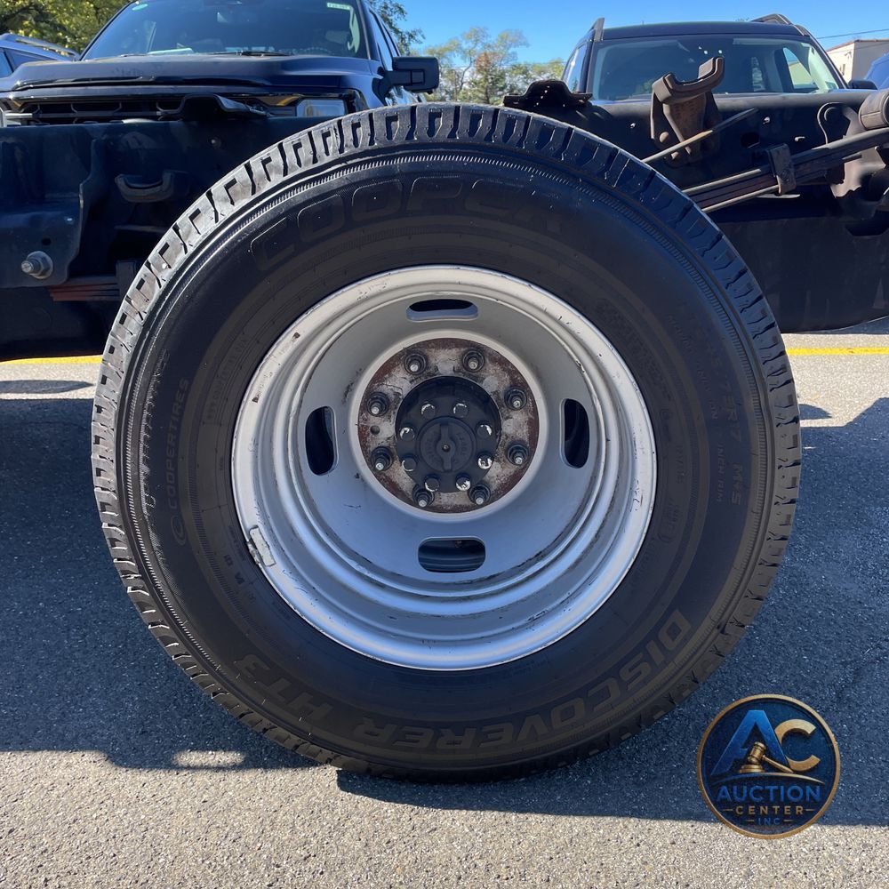 2023 Ford S/D C/C F350 XL
