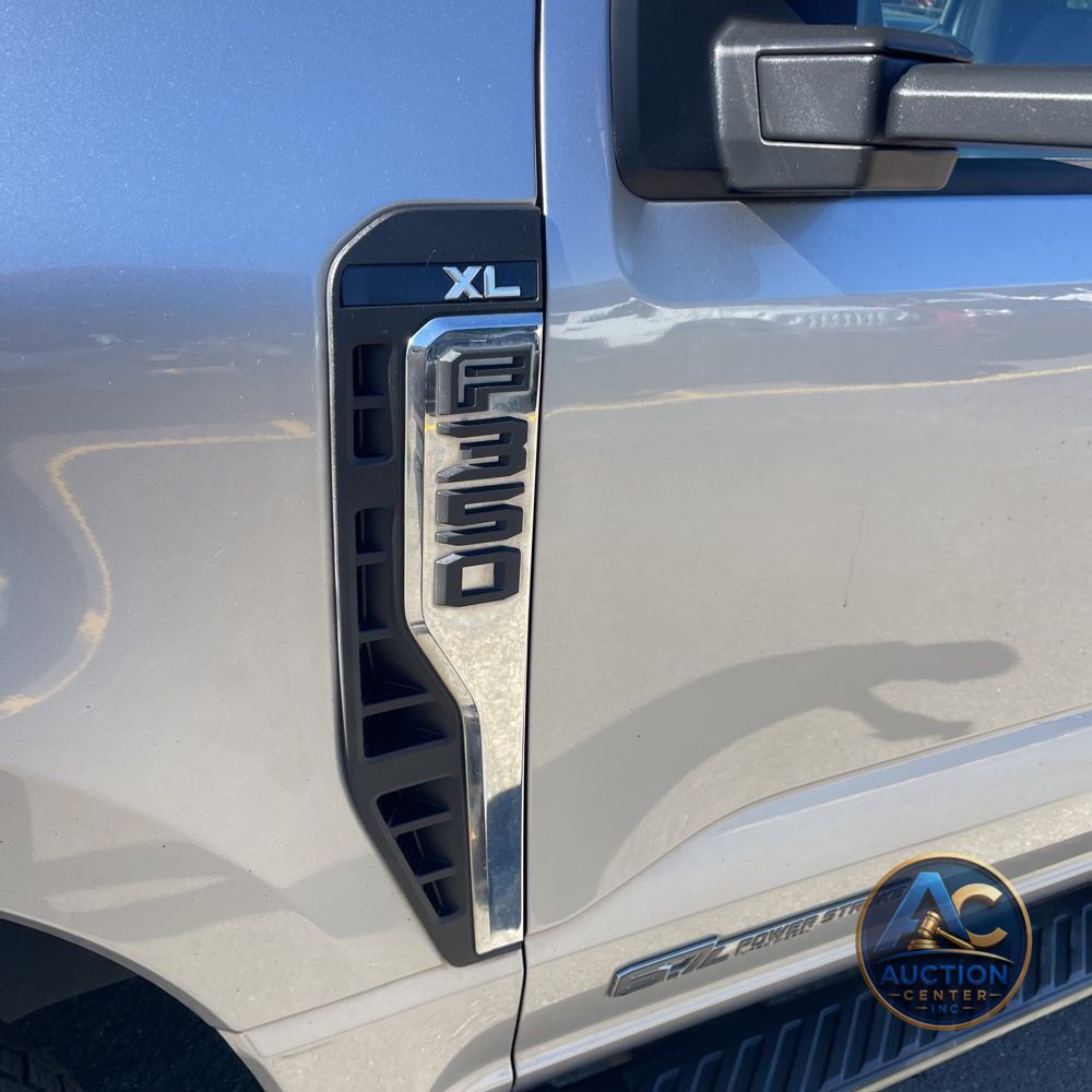 2023 Ford S/D C/C F350 XL