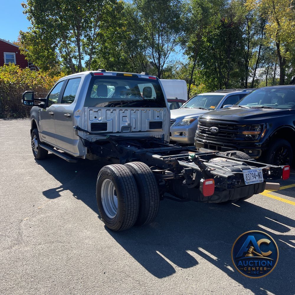 2023 Ford S/D C/C F350 XL