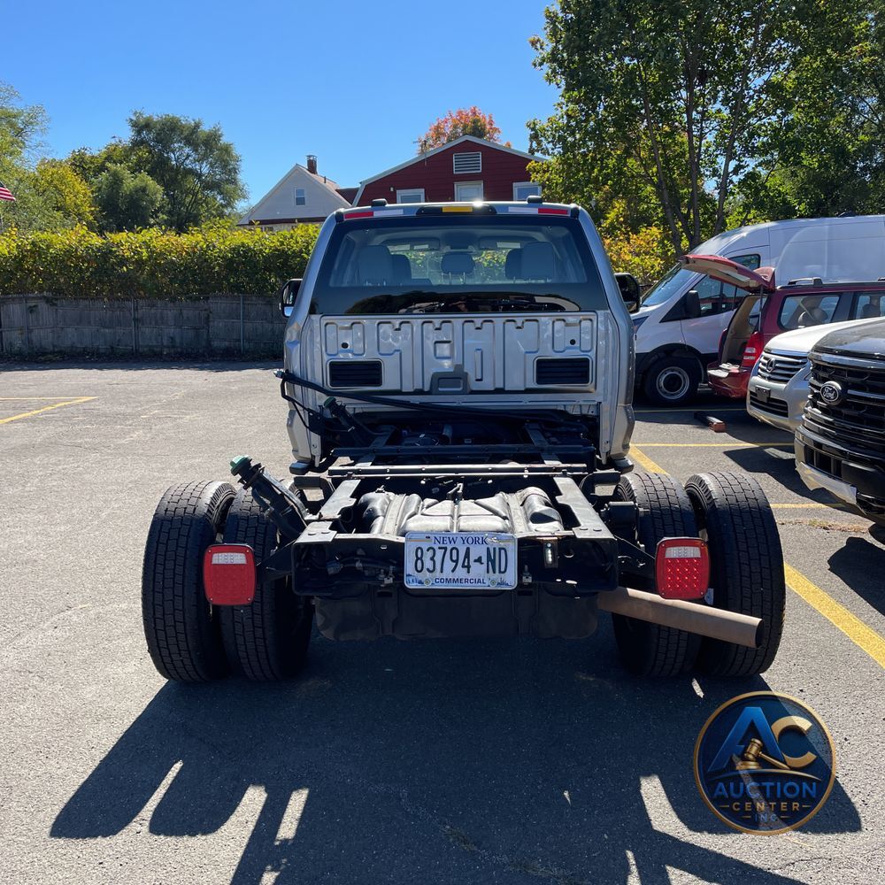 2023 Ford S/D C/C F350 XL