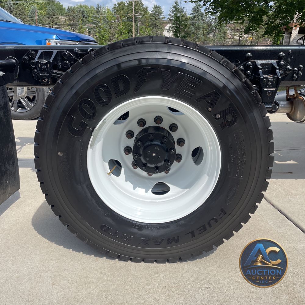 2025 Ford F-750 Super Duty