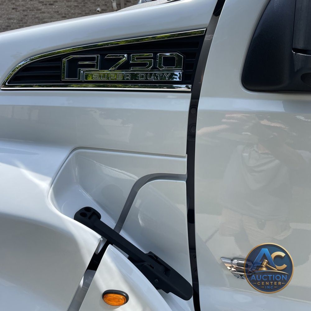 2025 Ford F-750 Super Duty
