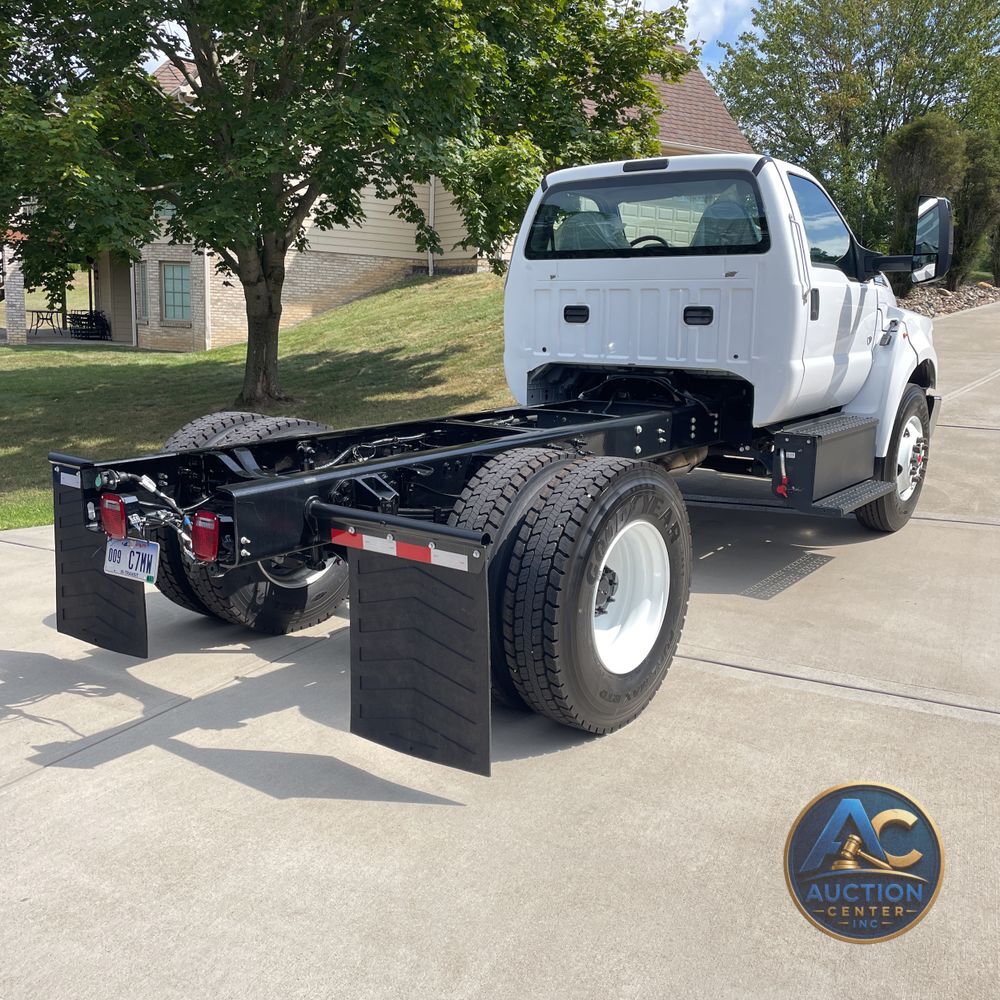 2025 Ford F-750 Super Duty