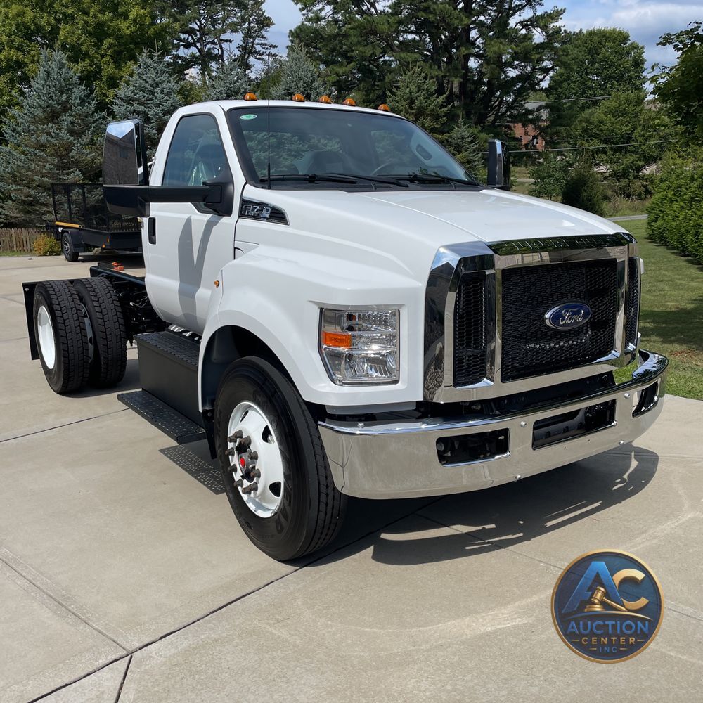 2025 Ford F-750 Super Duty