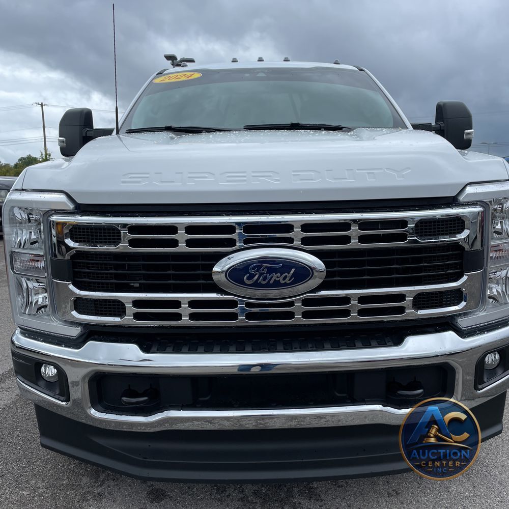 2024 Ford S/D C/C F350 XL