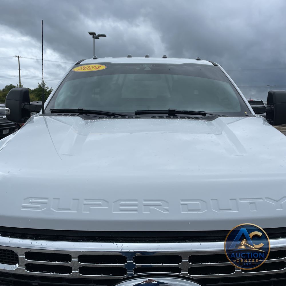 2024 Ford S/D C/C F350 XL