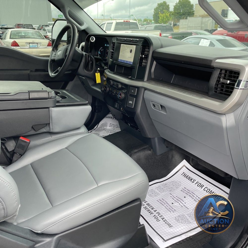 2024 Ford S/D C/C F350 XL