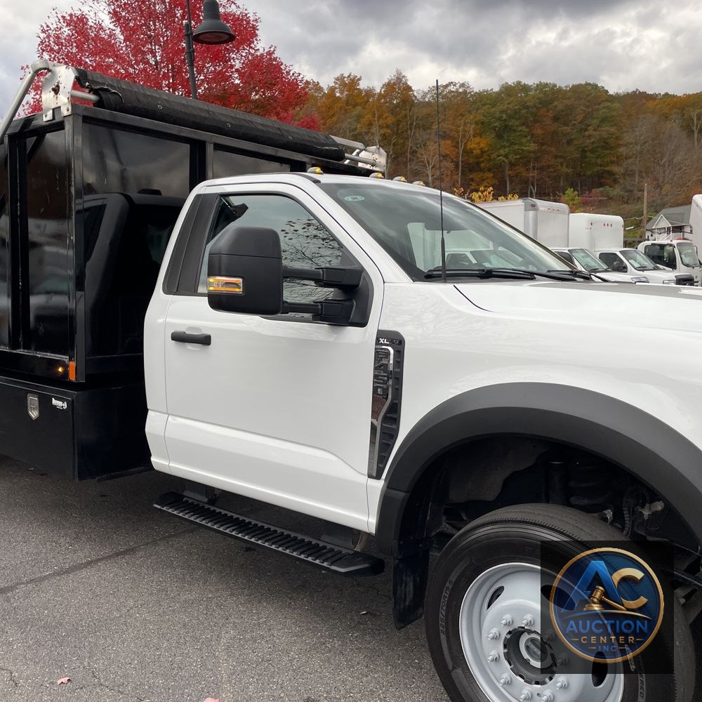 2023 Ford S/D C/C F450 XL
