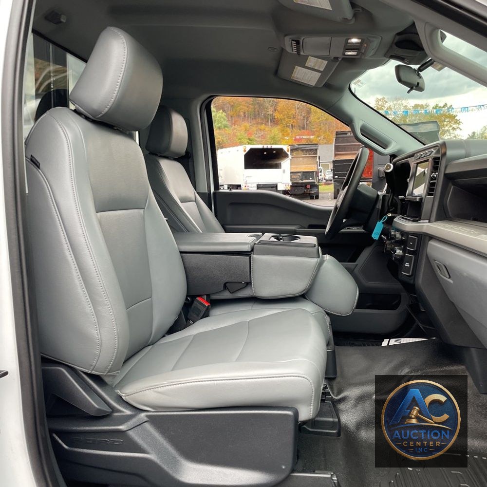 2023 Ford S/D C/C F450 XL