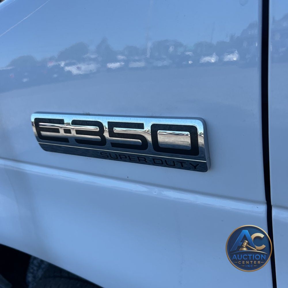 2022 Ford Commercial Vans E350