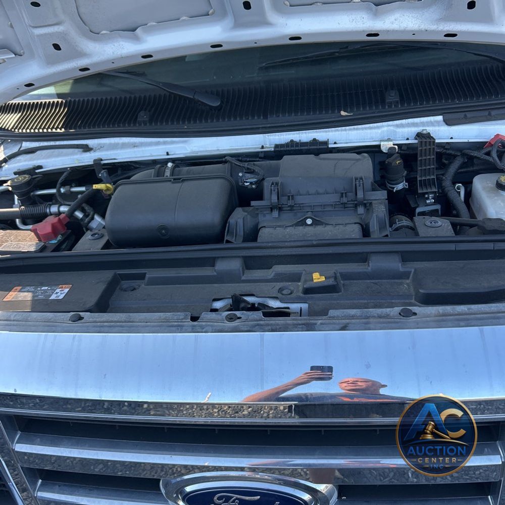 2022 Ford Commercial Vans E350