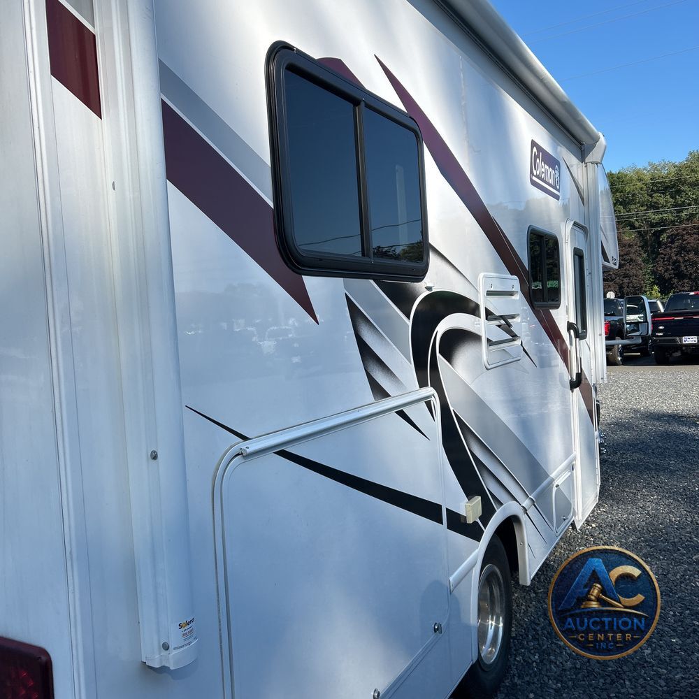 2022 Ford Commercial Vans E350