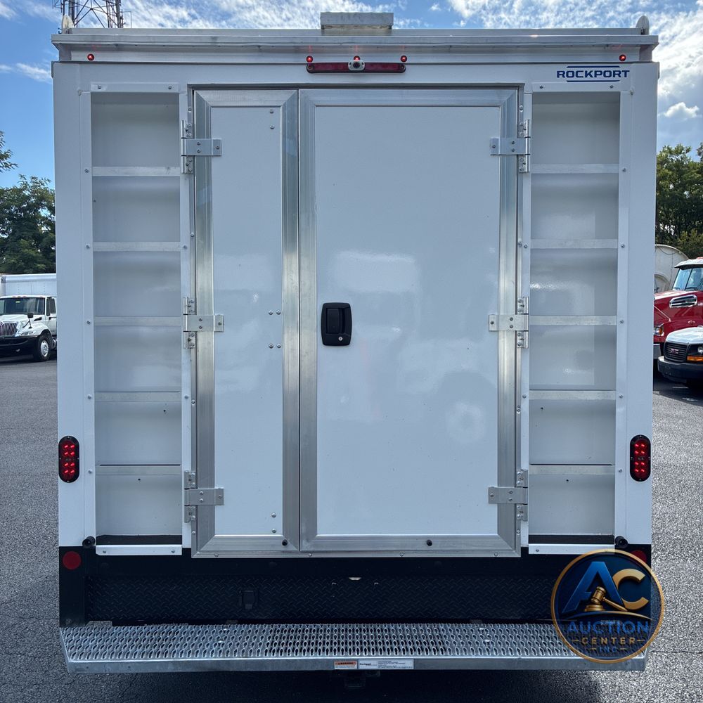2025 Ford Commercial Vans E350
