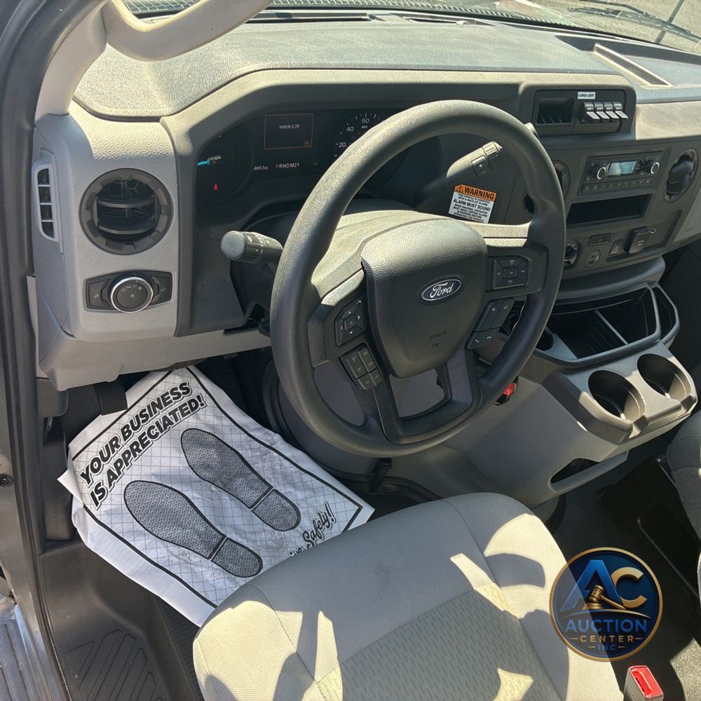 2025 Ford Commercial Vans E450