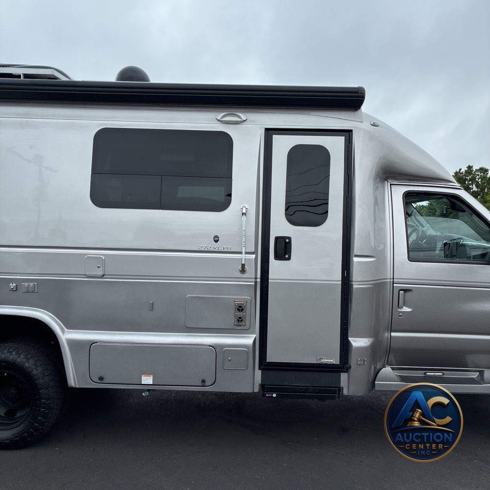 2022 Ford Commercial Vans E450