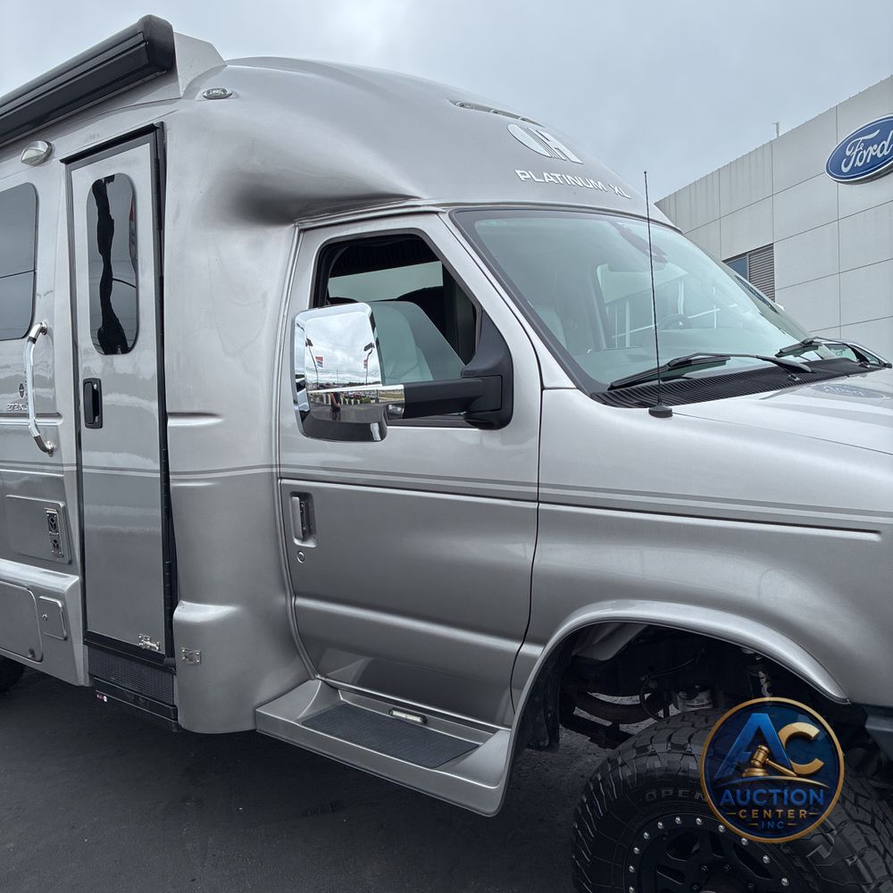 2022 Ford Commercial Vans E450