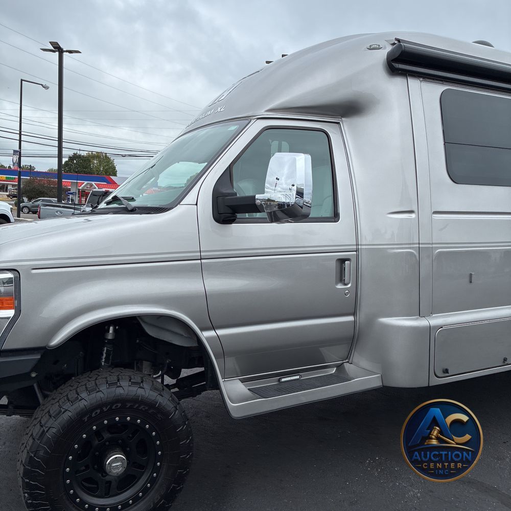 2022 Ford Commercial Vans E450