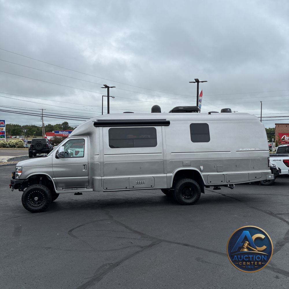 2022 Ford Commercial Vans E450