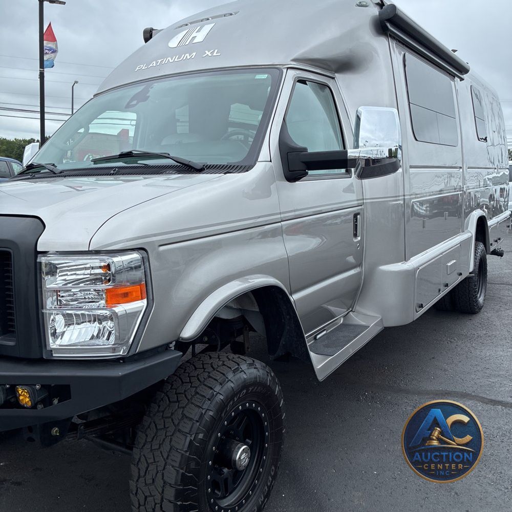 2022 Ford Commercial Vans E450