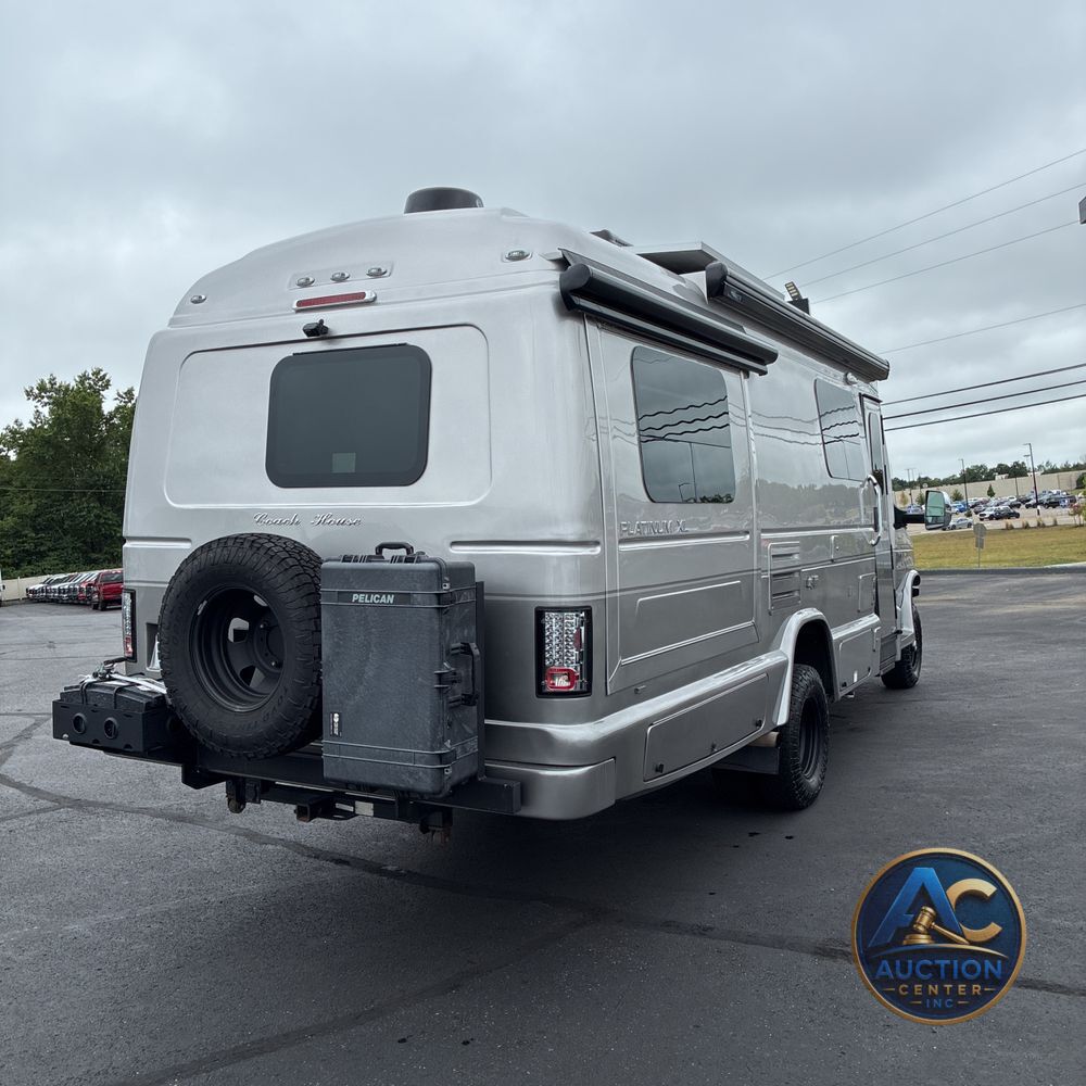 2022 Ford Commercial Vans E450