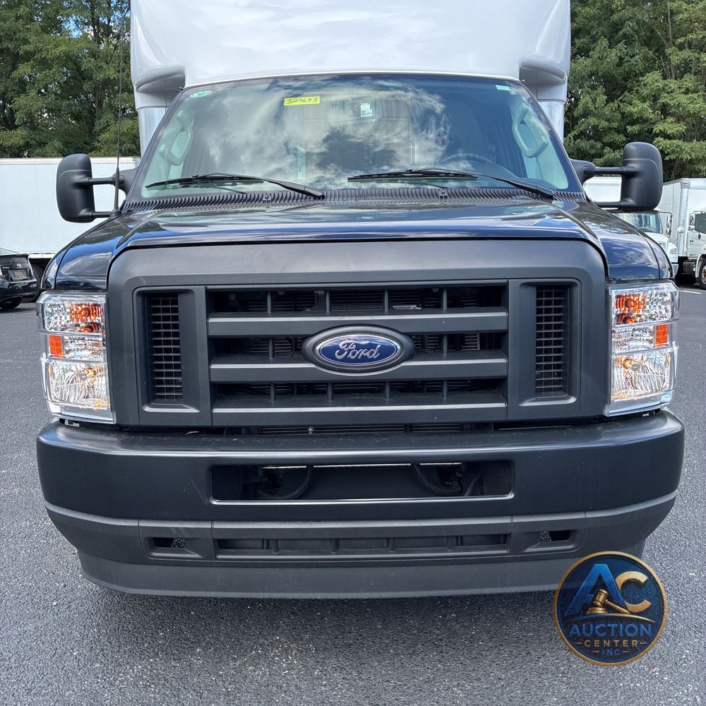 2025 Ford Commercial Vans E450